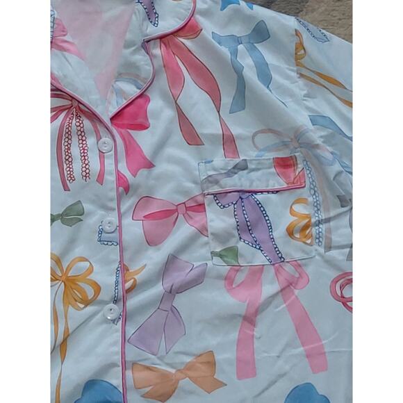 $NWT PJ set, colorful bows design, button down shirt with shorts. Soft XXL - Picture 6 of 8